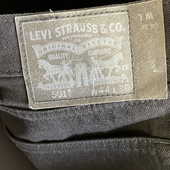 Men’s Levi’s 501 Jeans, Size 44w x 30L, Color: Black - Picture 4 of 7